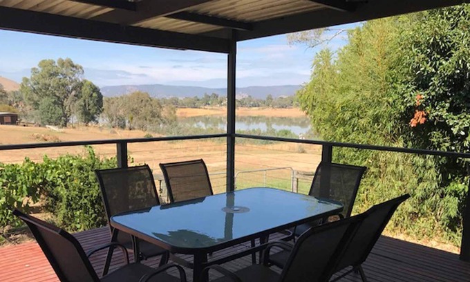 Bonnie Doon House | ALL SEASONS RETREAT: 4 BR, 2 BA House in Bonnie Doon, Sleeps 10