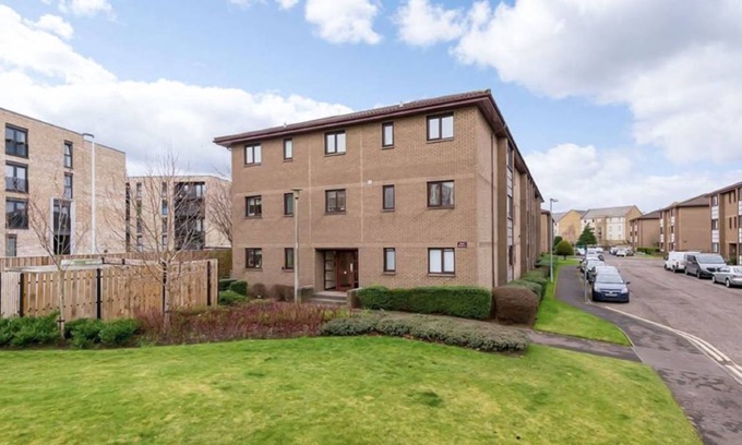 Leith Apartment | Allanfield 155.1