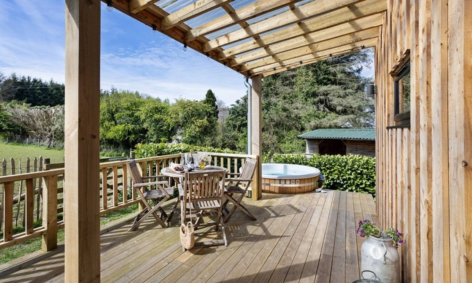 Minehead Cabin | Allercabin, Dunster - a lodge that sleeps 4 guests in 2 bedrooms
