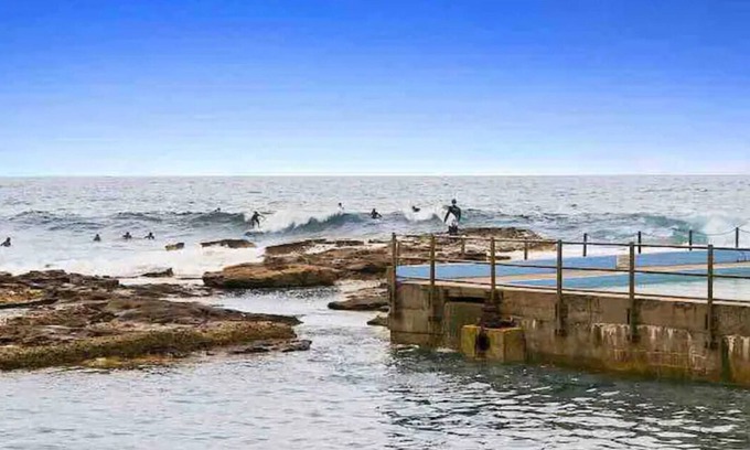 Dee Why Apartment | Allure on The Beach - BEACHFRONT - Wi-Fi