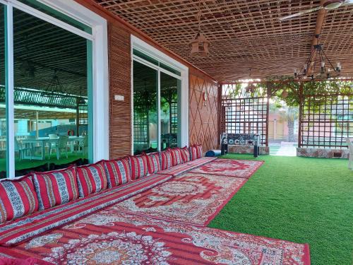 Al Batinah North Governorate House | AlMazyona Chalet إستراحة المزيونه للتأجير