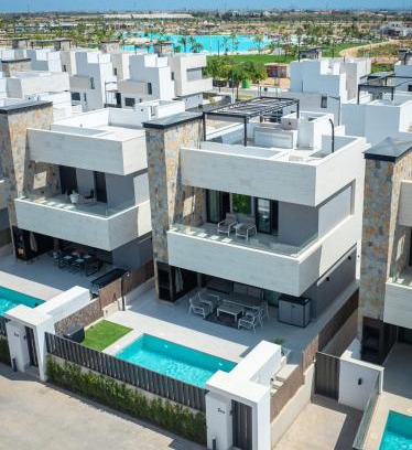 Torre-Pacheco Villa | Almendro Villa 2V12 with heated pool at Santa Rosalia Resort