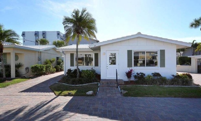 Aloha Kai Villa | Aloha Kai - Unit 27 Beautiful 2 bedroom