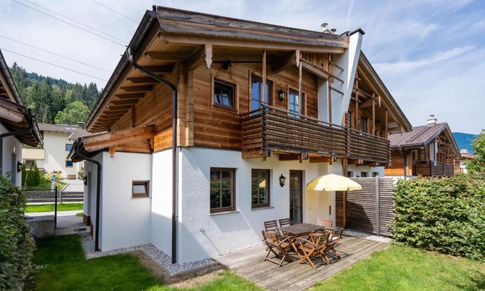 Flachau Apartment | Alpenchalets Flachauer Gutshof