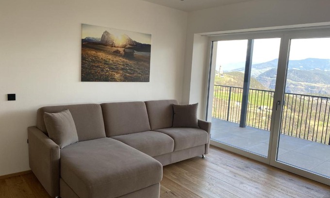 Longomoso Apartment | Alpenglow 5