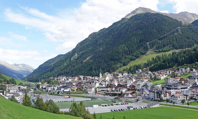 Ischgl Apartment | Alpenheim by Interhome