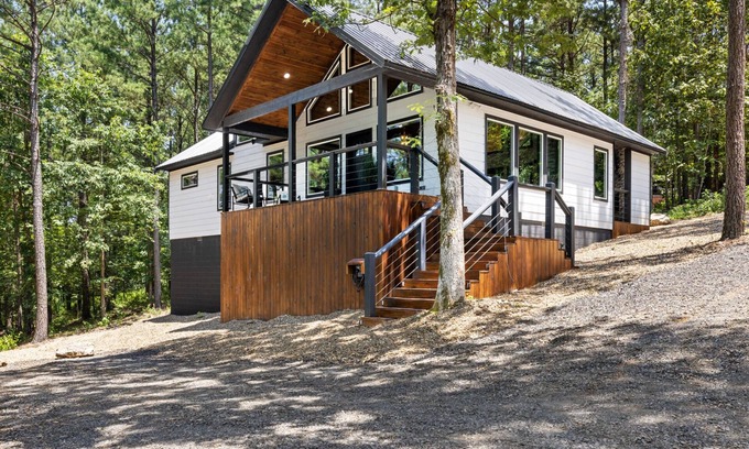 Broken Bow Cabin | Alpine Amorè in Hochatown/Broken Bow, OK