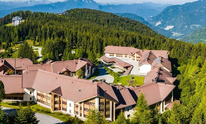 Kanzelhohe Apartment | Alpine apartment on Lake Ossiacher with wellness
