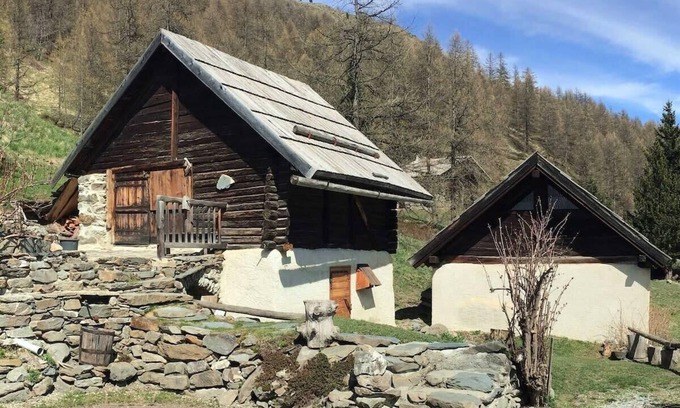 Nevache Ski Chalet | Alpine Chalet 1800m le Petit Fontcouverte Névache