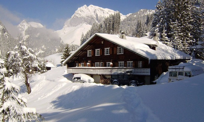 La Chapelle-d'Abondance Ski Chalet | Alpine summer chalet in France with pool