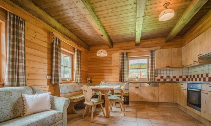 Pichl-Preunegg Apartment | Alpine hut "Jägerin" - Almwelt Austria