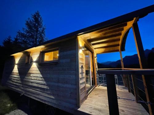 Villar-Saint-Pancrace Cabin | Alpine love shack