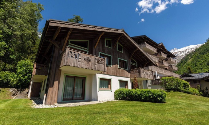 Montroc Apartment | Alpine retreat & ski Mont Blanc, Le Tour (Argentière), France