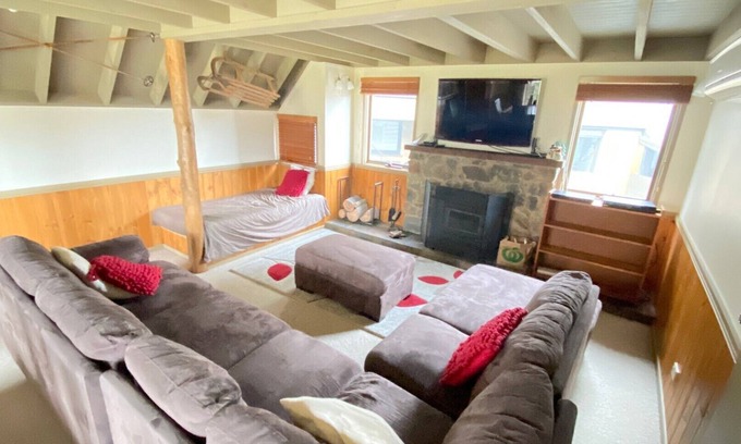 Dinner Plain Ski Chalet | Alpine Star - Dinner Plain