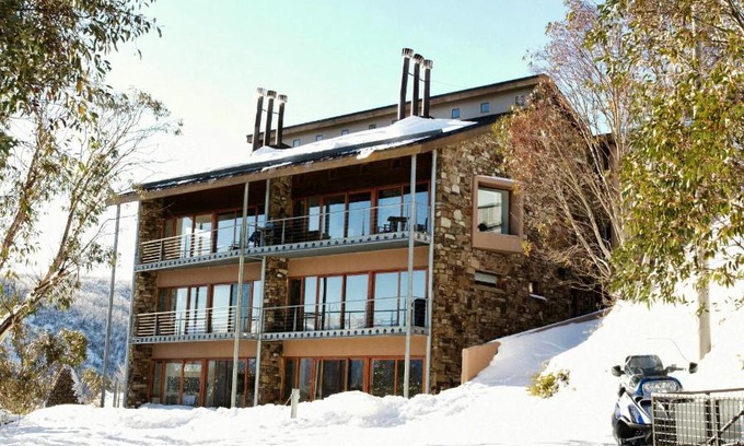 Falls Creek Apartment | Alpine Woodsmoke Apartments