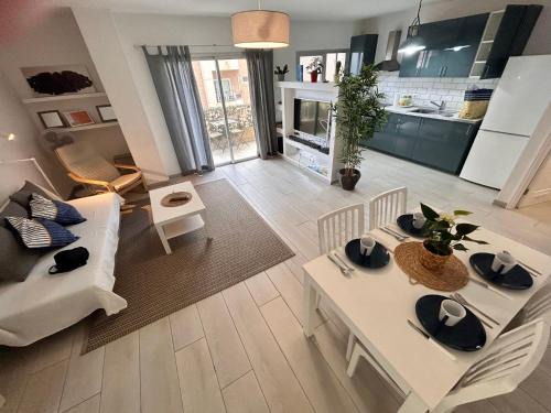 El Medano Apartment | Alquilaencanarias- Medano Beach Tarajal