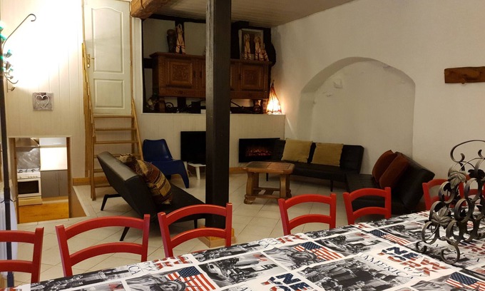 Riquewihr House | ALSACE ,RIQUEWIHR House of the 16th century (4 to 14 persons)