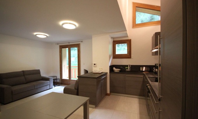 Morzine Apartment | ALTAKA 5 - Two Bedroom Apartment, Sleeps 6
