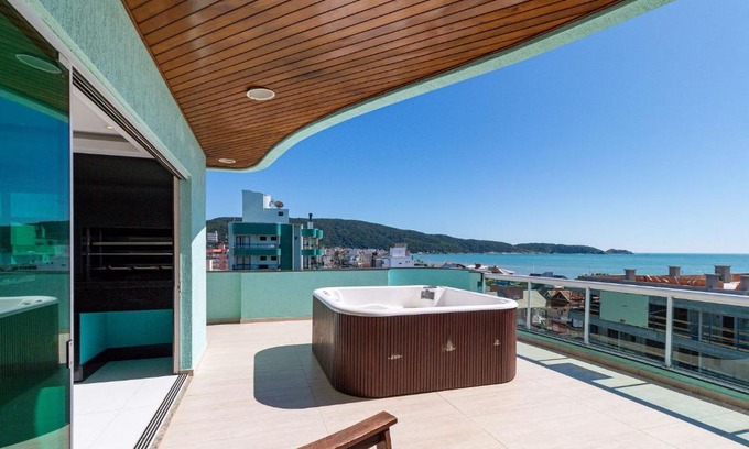 Bombas Apartment | Aluguel Cobertura 4 suítes Vista Mar Jacuzzi Bombas SC
