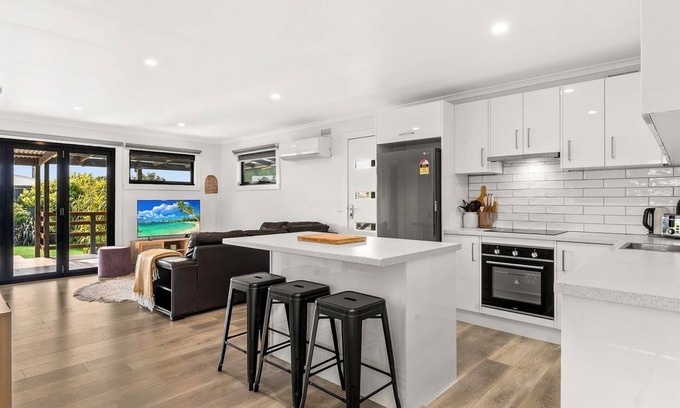 Cape Woolamai House | Alumuna in Cape Woolamai