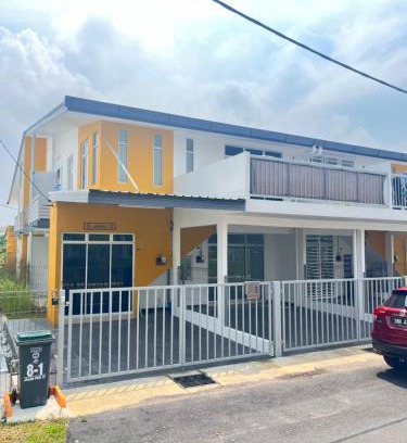 Kampung Jelatang House | Aman Homestay Alor Gajah