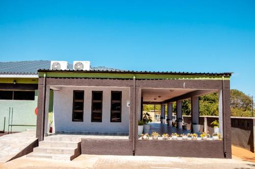 Kazungula Hotel | Amariah Lodge