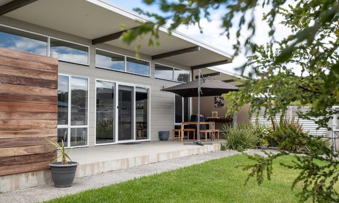 Coles Bay Apartment | Amaroo 2 - Freycinet Holiday Houses