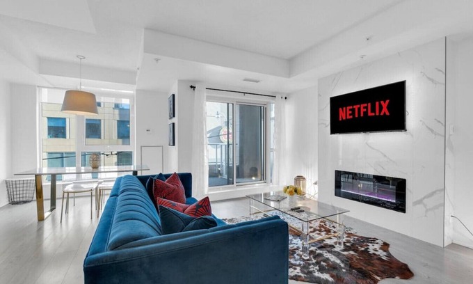 Downtown Toronto Hotel | Amazing 1BR - 5 min to CN Tower & Convention Centre