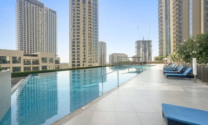 Dubai Apartment | Amazing 3BR with Maid room in Creek with Pool&Gym