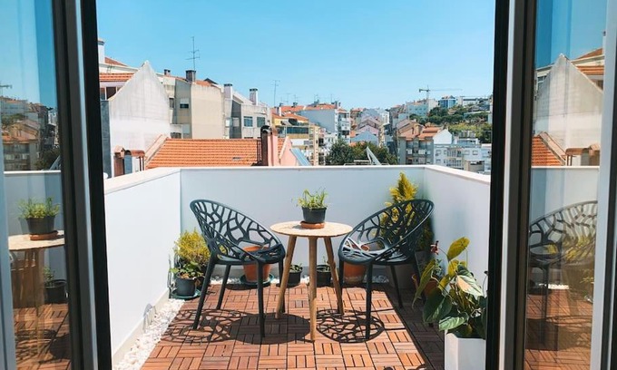 Alcantara Apartment | Amazing Duplex with a View Belem