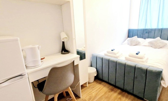 High Wycombe House | Amazing en-suite rooms in High Wycombe town center