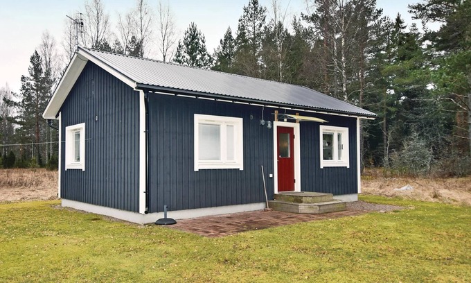 Fagersanna House | Amazing home in Fagersanna with kitchen