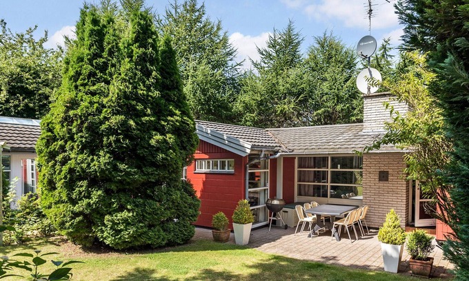Smidstrup Strand House | Amazing home in Gilleleje