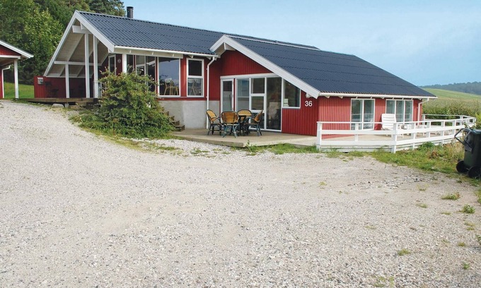 Skødshoved Strand House | Amazing home in Knebel with sauna