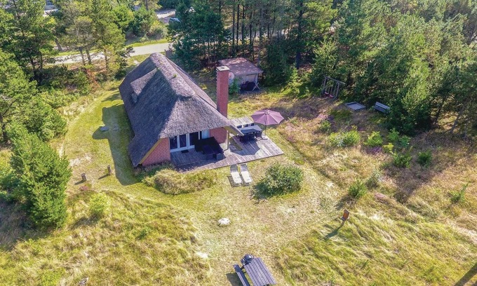 Houstrup House | Amazing home in Nørre Nebel with sauna