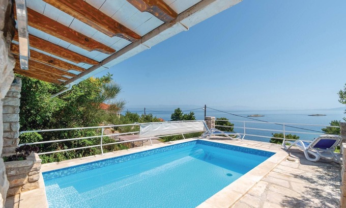 Prigradica House | Amazing home in Prigradice with WiFi