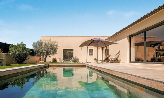 Robion House | Amazing home in Robion