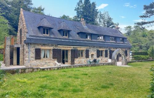 Saint-Thurien House | Amazing Home In Saint-Thurien With Wifi