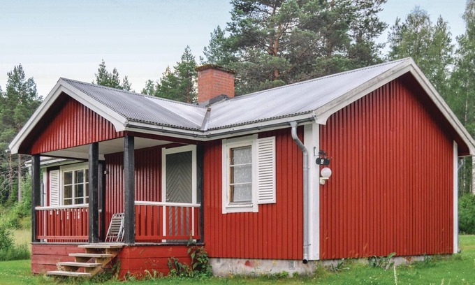 Syssleback House | Amazing home in Sysslebäck with kitchen