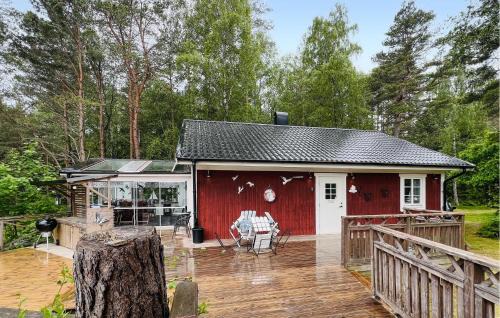 Uddevalla Municipality House | Amazing Home In Uddevalla With Wifi