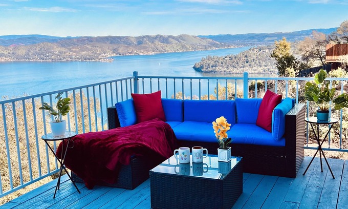 Kelseyville House | Amazing Lake View Home w Pool table Ping-Pong BBQ Deck, Watch Sunset