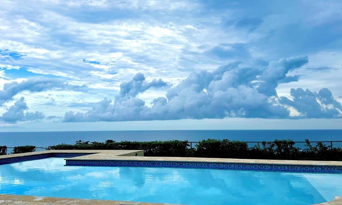 Maleza Alta House | Amazing Panoramic Ocean Front Gated 3BD House with Gazebo & Wifi (1 Acre)