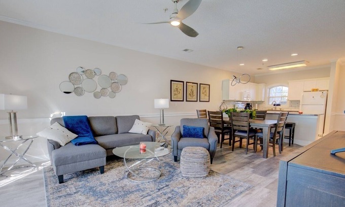 Central Myrtle Beach Condo | Amazing Panoramic Golf Course View - Myrtlewood
