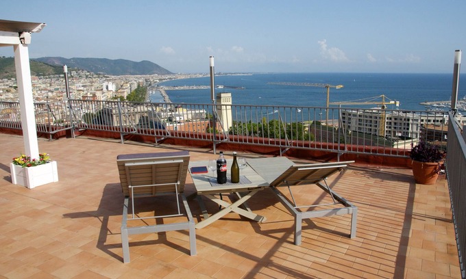 Historical Downtown Salerno Apartment | Amazing Penthouse in Salerno - Amalfi Coast.Few steps to the Beaches & Nightlife