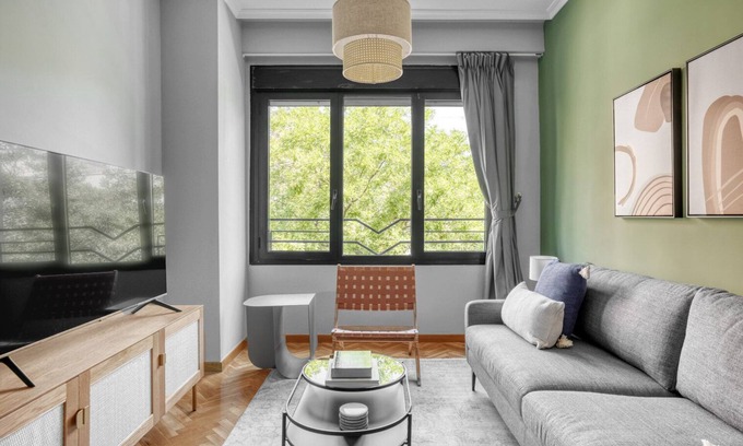 Ibiza Apartment | Amazing Retiro 2BR, in the best area of Madrid, by Blueground