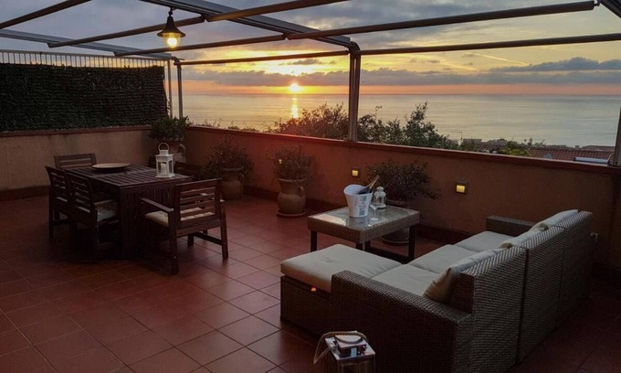 Cefalu Apartment | Amazing, spacious apartment with 4 bedrooms and stunning view