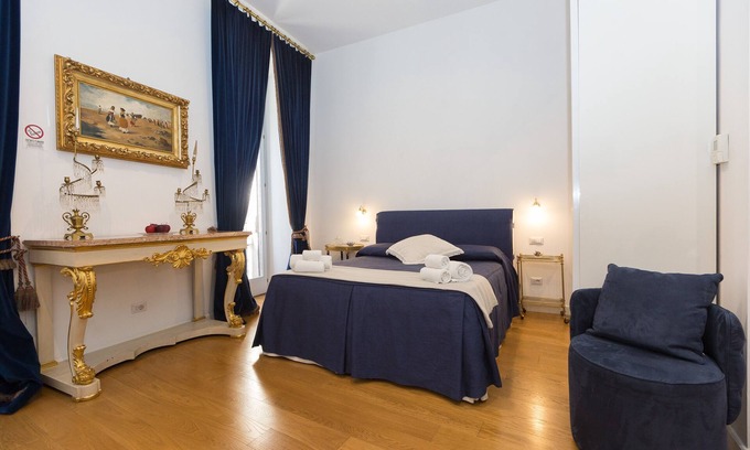 Rome City Centre Apartment | Amazing Suite Piazza Venezia Suite Int. 3