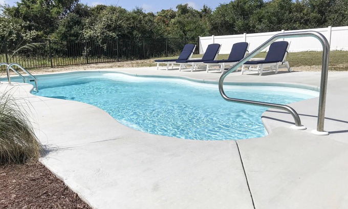 South Nags Head House | Amazing! Summer Shanty -ocean view, pool, hot tub, steps to beach, quiet street