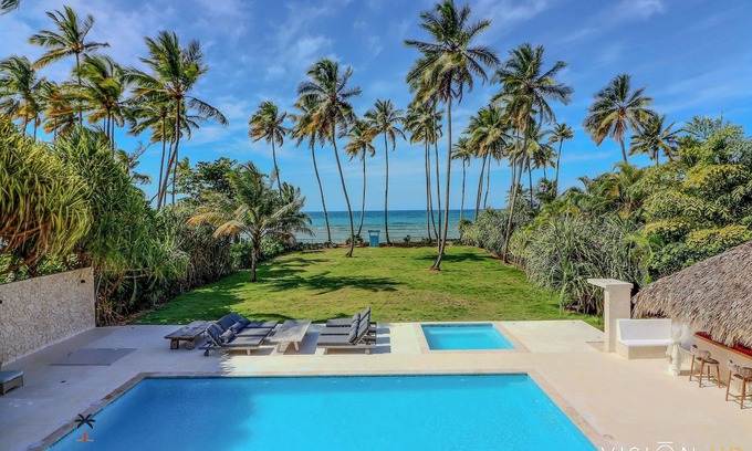 Las Terrenas Villa | Amazing unique beachfront Luxury villa Cap Bonita offers breathtaking ocean view