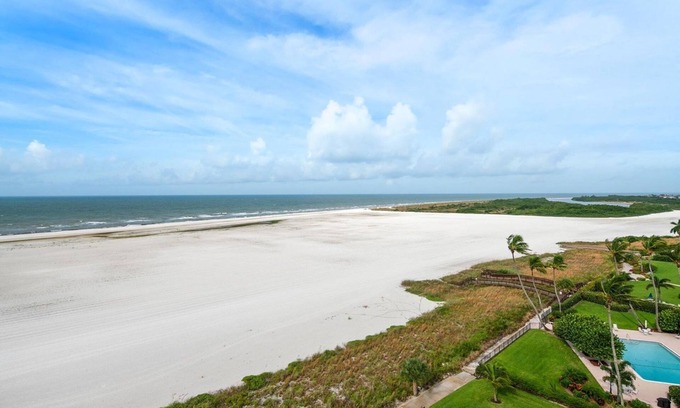 Marco Island Condo | Amazing Unit with Panoramic Gulf Views